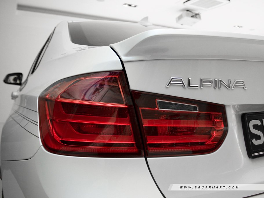 https://i.i-sgcm.com/new_cars/cars/11423/11423_g20