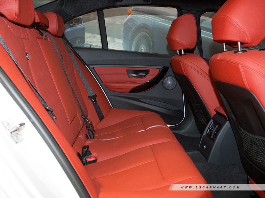 https://i.i-sgcm.com/new_cars/cars/11423/11423_g25