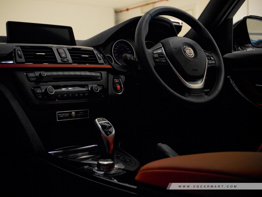 https://i.i-sgcm.com/new_cars/cars/11423/11423_g28