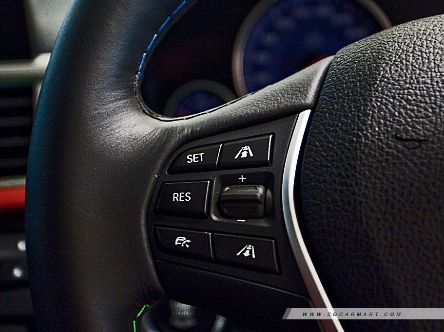 https://i.i-sgcm.com/new_cars/cars/11423/11423_g30
