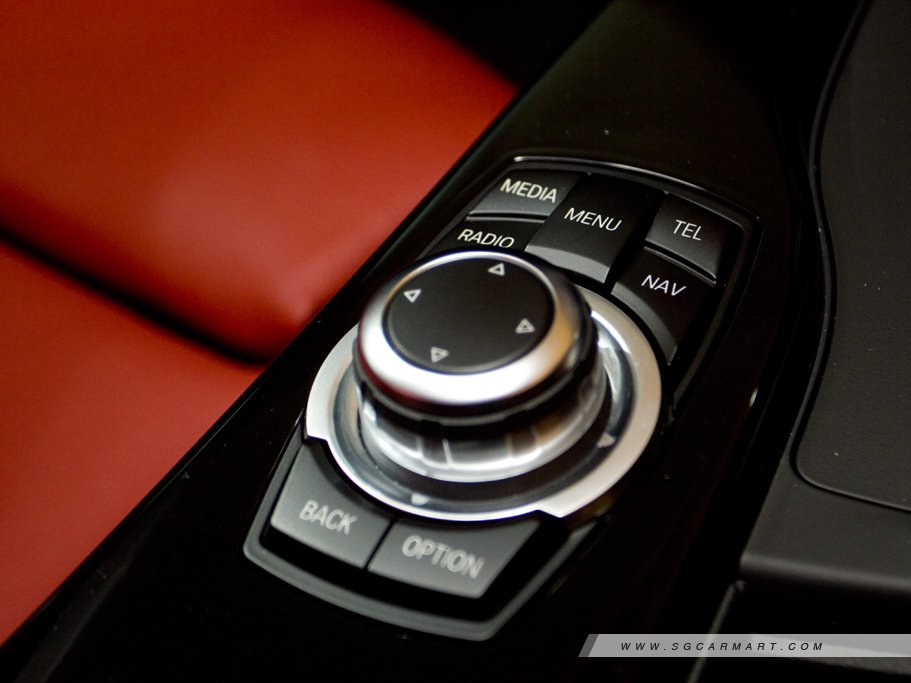 https://i.i-sgcm.com/new_cars/cars/11423/11423_g37