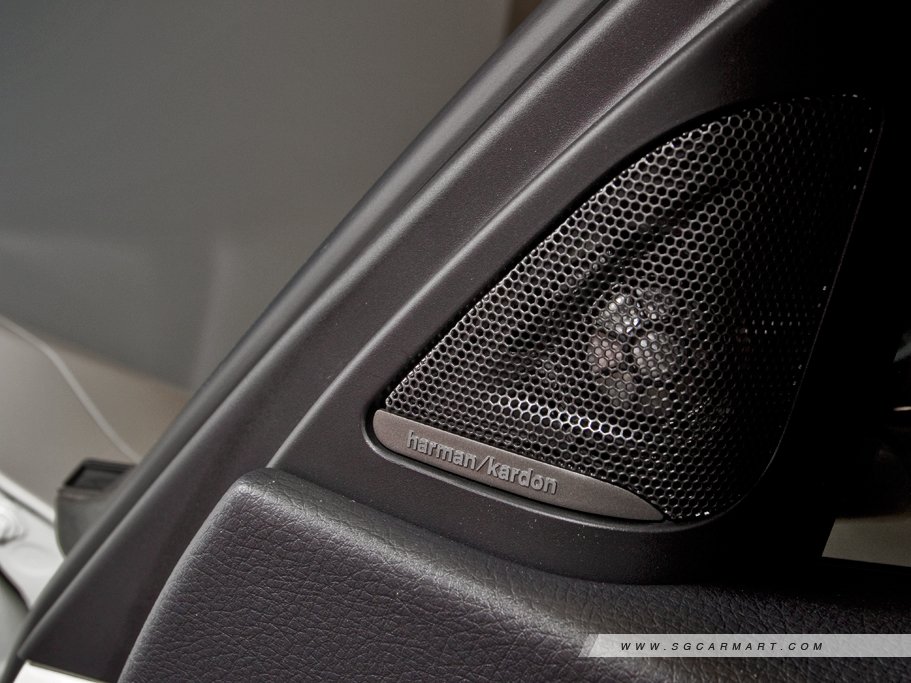 https://i.i-sgcm.com/new_cars/cars/11423/11423_g40