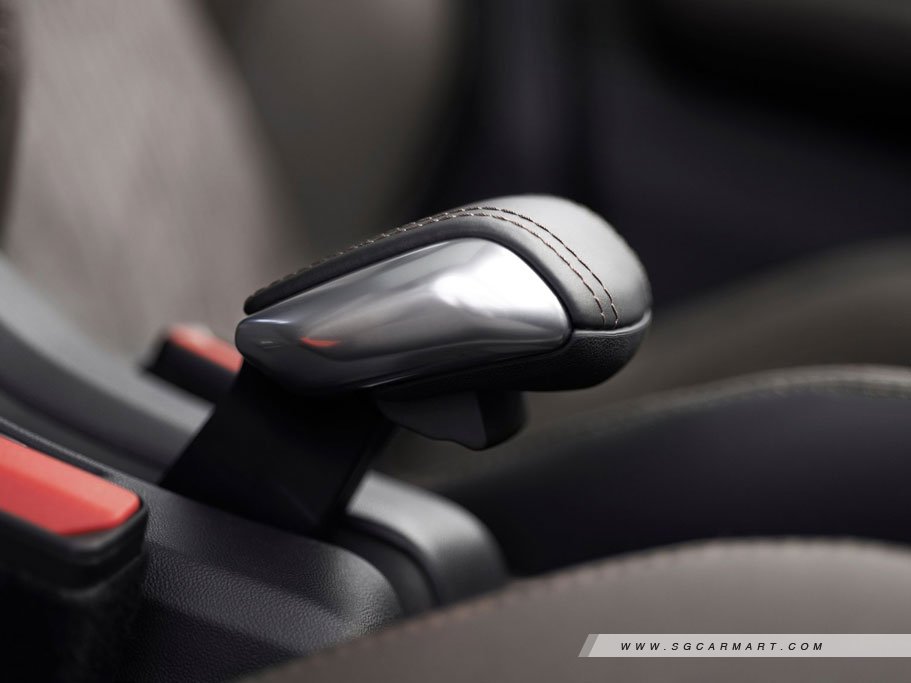 https://i.i-sgcm.com/new_cars/cars/11424/11424_g12