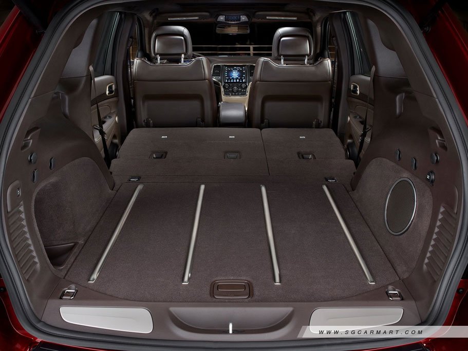 https://i.i-sgcm.com/new_cars/cars/11427/11427_g8