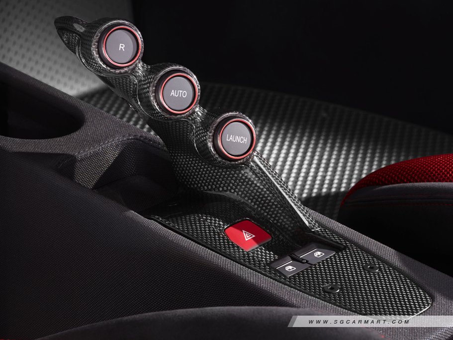 https://i.i-sgcm.com/new_cars/cars/11430/11430_g11