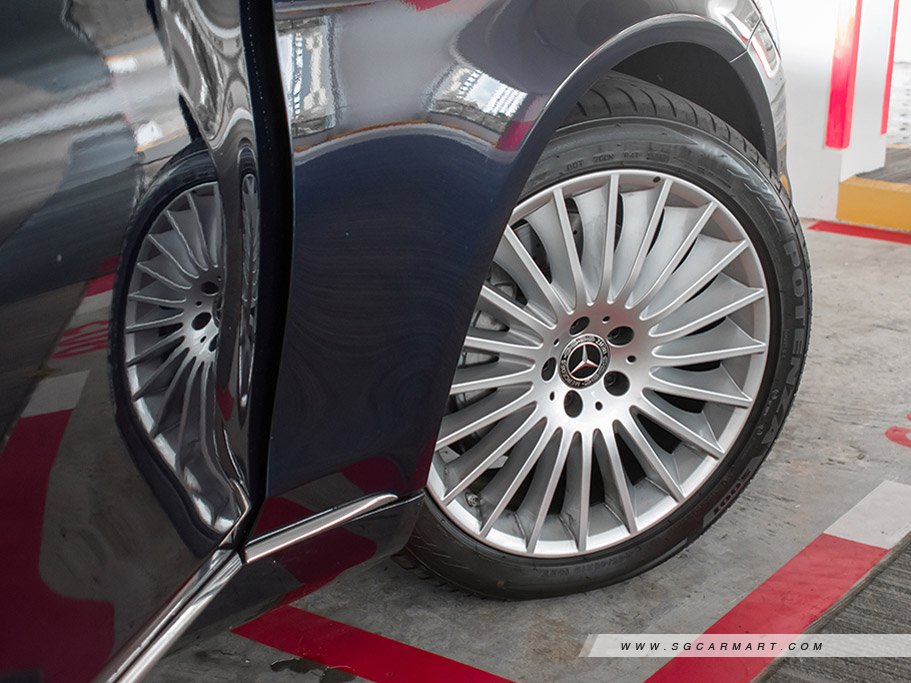 https://i.i-sgcm.com/new_cars/cars/11435/11435_g37