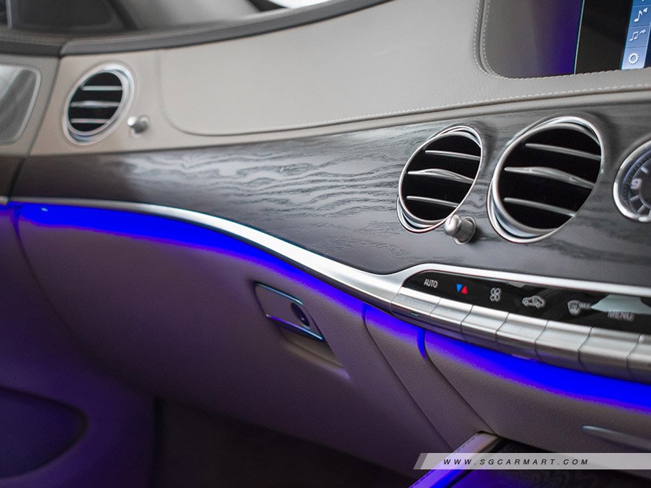 https://i.i-sgcm.com/new_cars/cars/11435/11435_g52