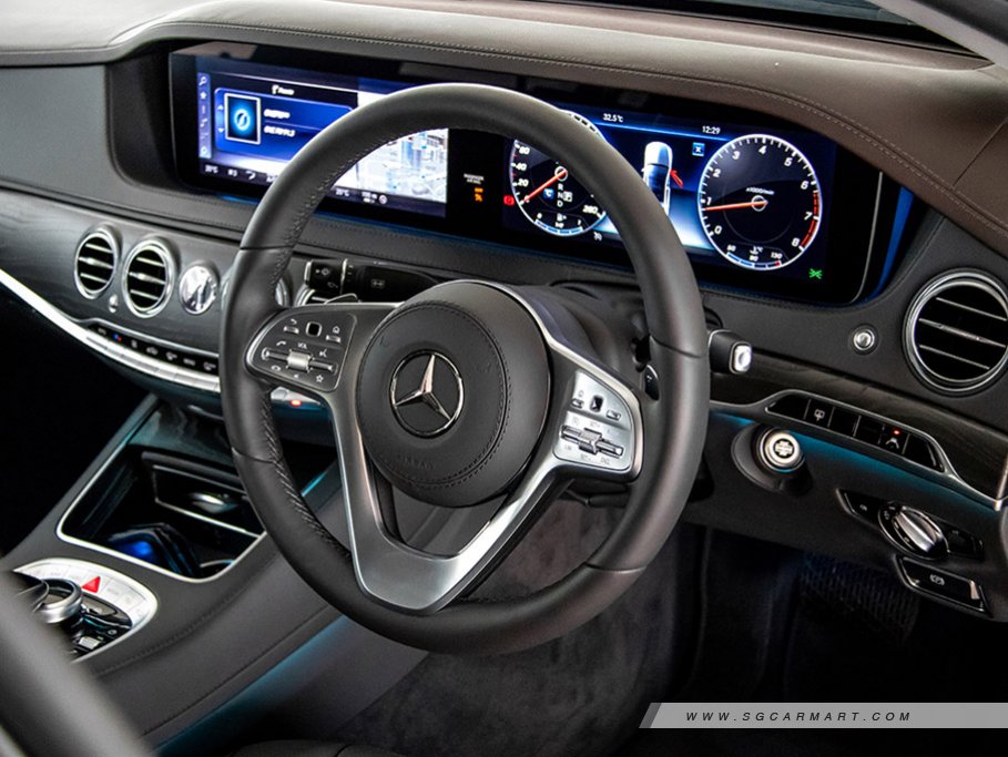 https://i.i-sgcm.com/new_cars/cars/11435/11435_g72