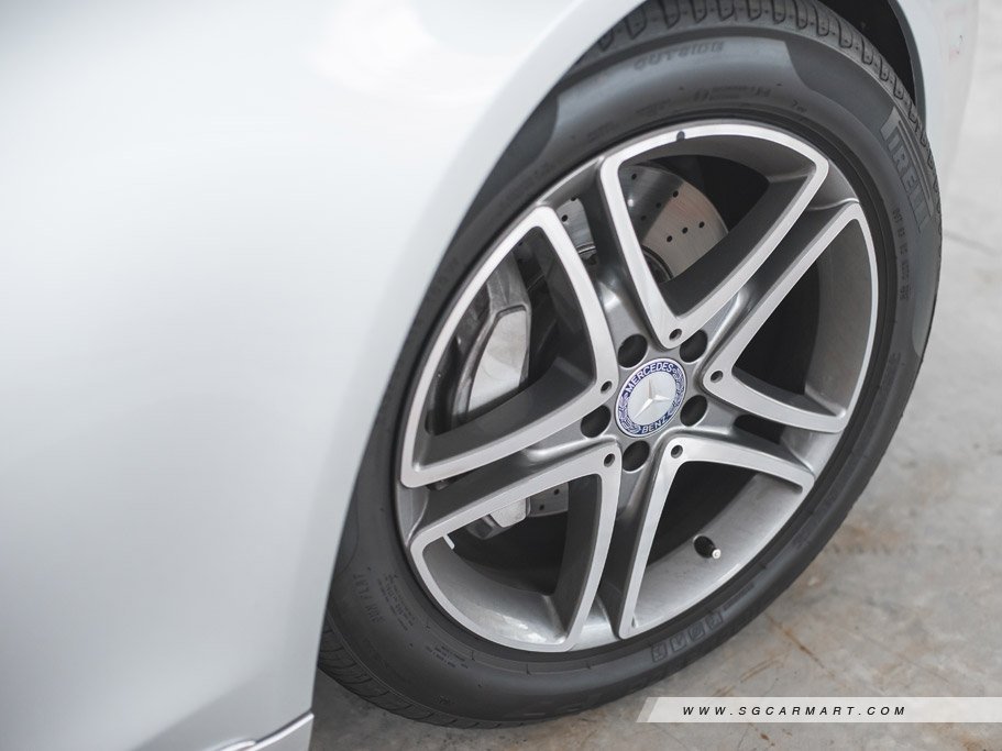 https://i.i-sgcm.com/new_cars/cars/11436/11436_g13