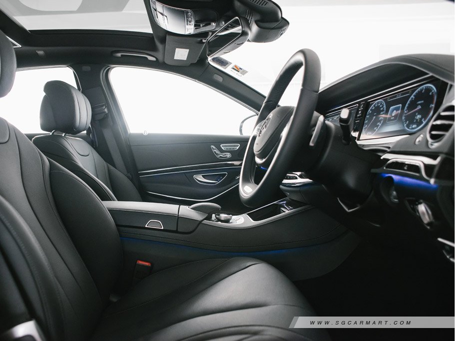 https://i.i-sgcm.com/new_cars/cars/11436/11436_g16