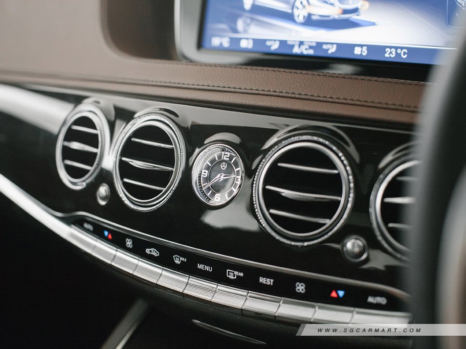 https://i.i-sgcm.com/new_cars/cars/11437/11437_g17