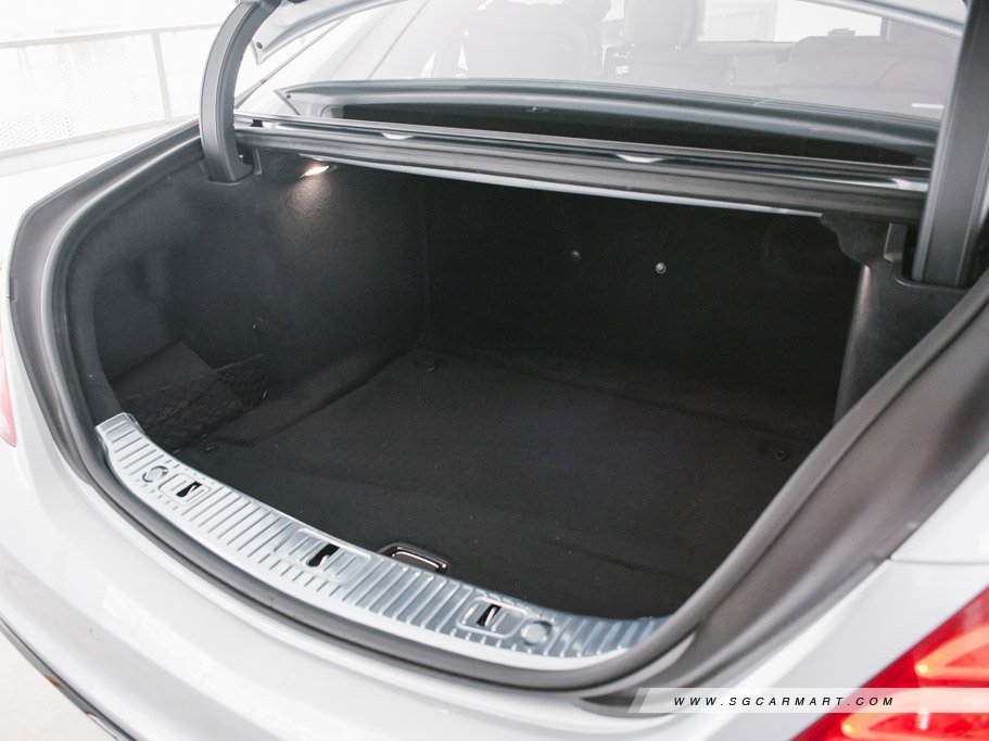 https://i.i-sgcm.com/new_cars/cars/11437/11437_g20