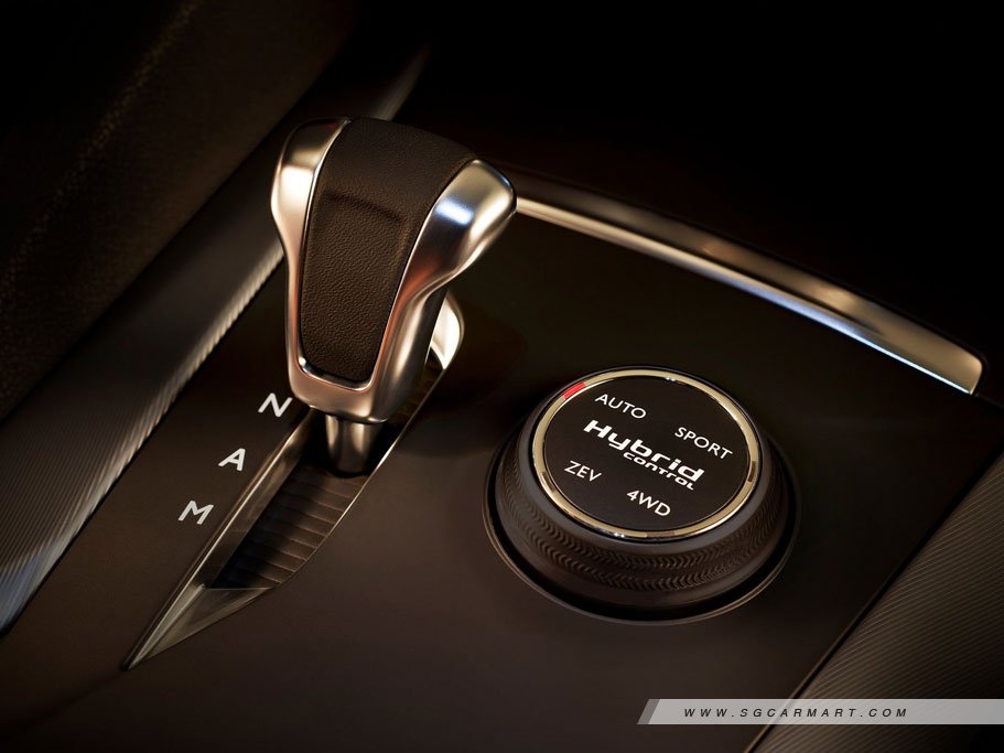 https://i.i-sgcm.com/new_cars/cars/11438/11438_g13