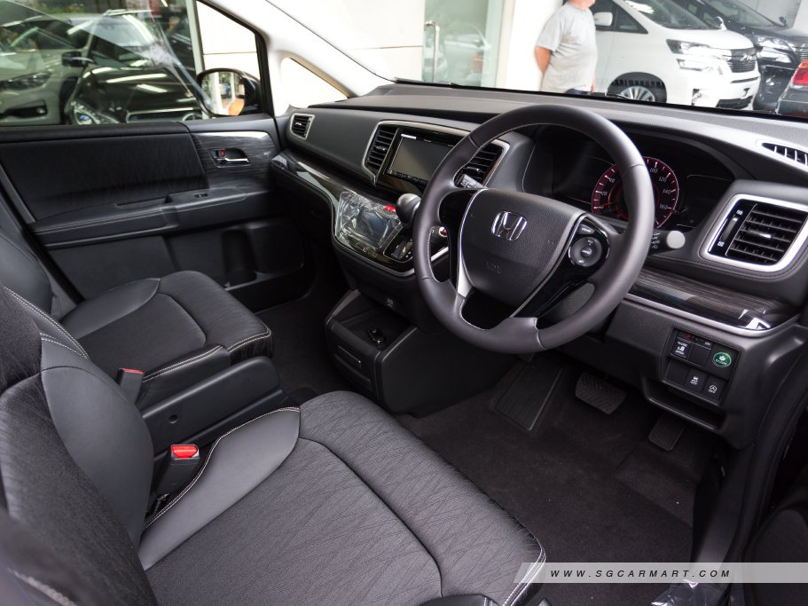 https://i.i-sgcm.com/new_cars/cars/11444/11444_g17