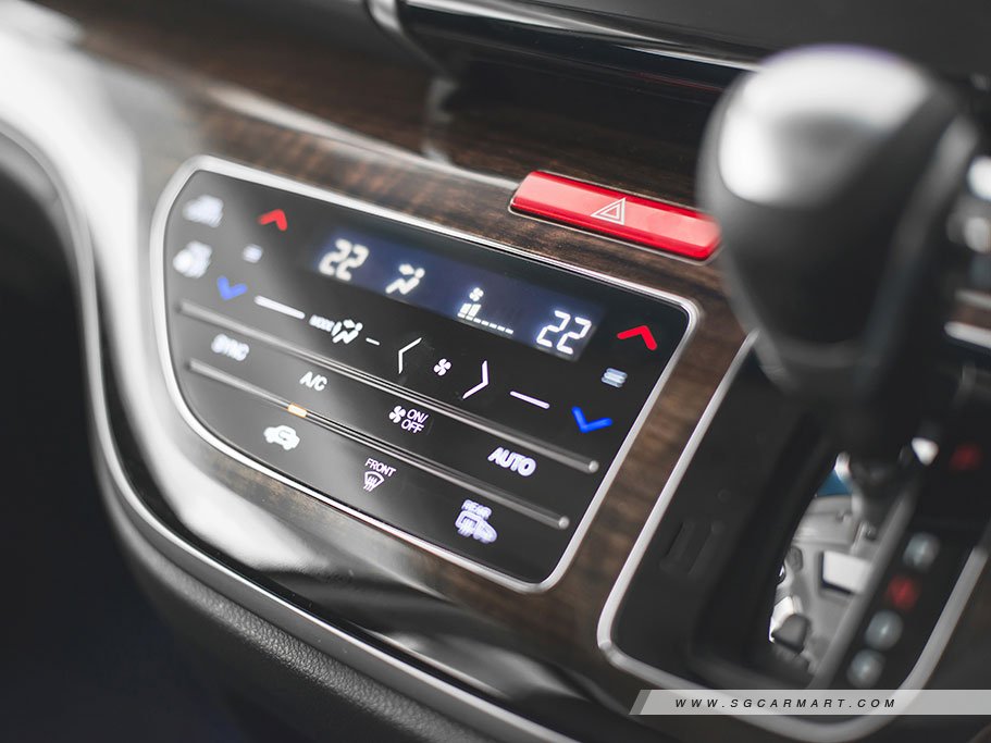 https://i.i-sgcm.com/new_cars/cars/11446/11446_g25