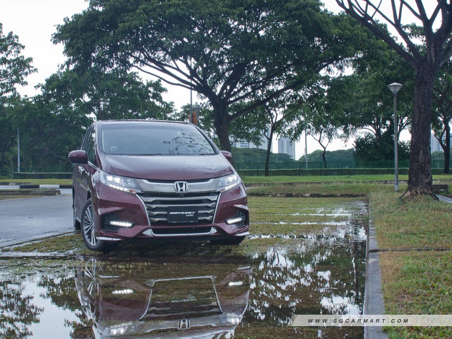 https://i.i-sgcm.com/new_cars/cars/11446/11446_g33