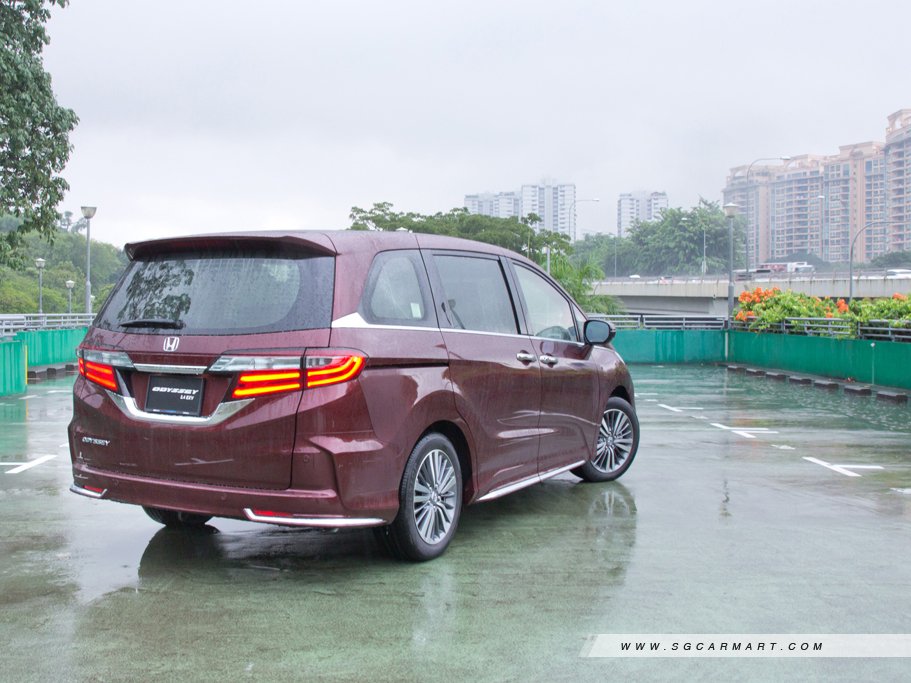 https://i.i-sgcm.com/new_cars/cars/11446/11446_g36