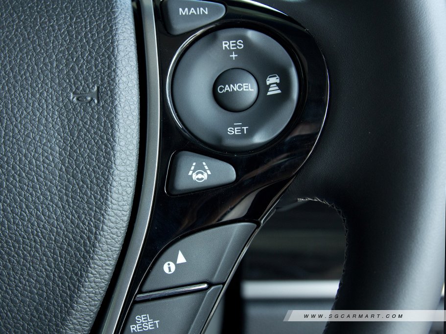 https://i.i-sgcm.com/new_cars/cars/11446/11446_g44