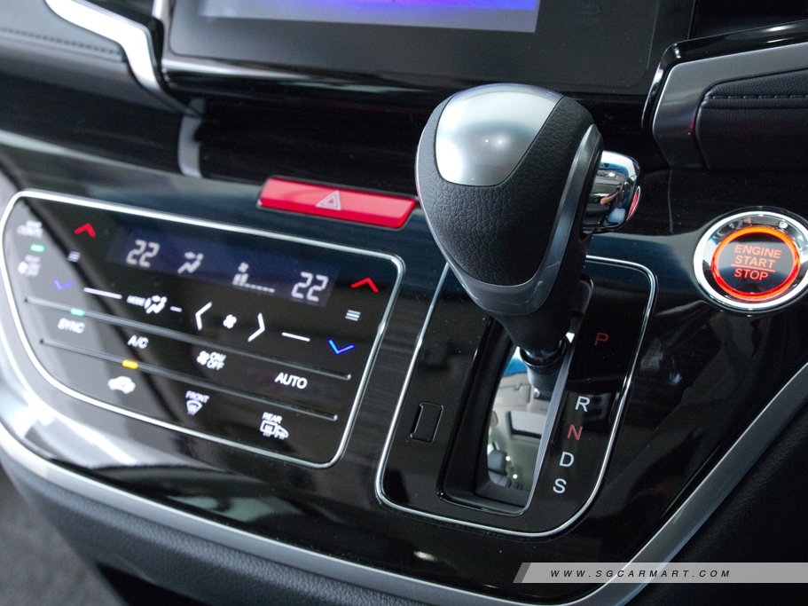 https://i.i-sgcm.com/new_cars/cars/11446/11446_g48