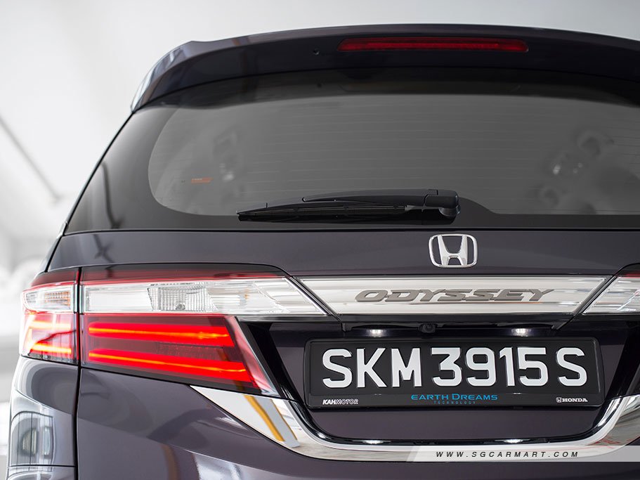 https://i.i-sgcm.com/new_cars/cars/11446/11446_g7