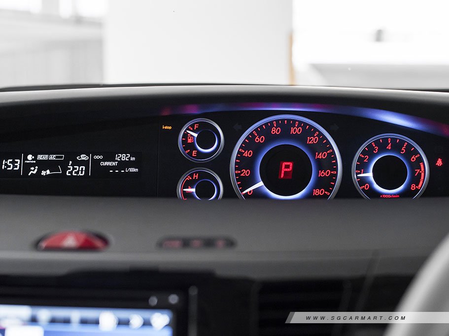 https://i.i-sgcm.com/new_cars/cars/11447/11447_g40