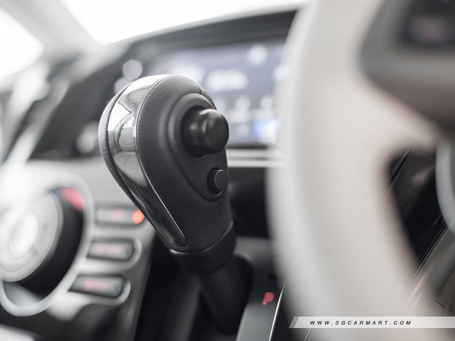 https://i.i-sgcm.com/new_cars/cars/11447/11447_g47