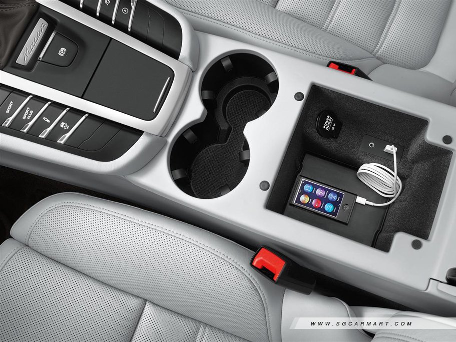 https://i.i-sgcm.com/new_cars/cars/11449/11449_g11