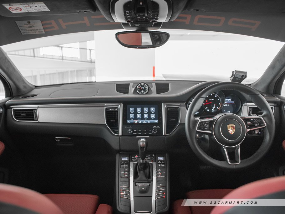 https://i.i-sgcm.com/new_cars/cars/11449/11449_g22