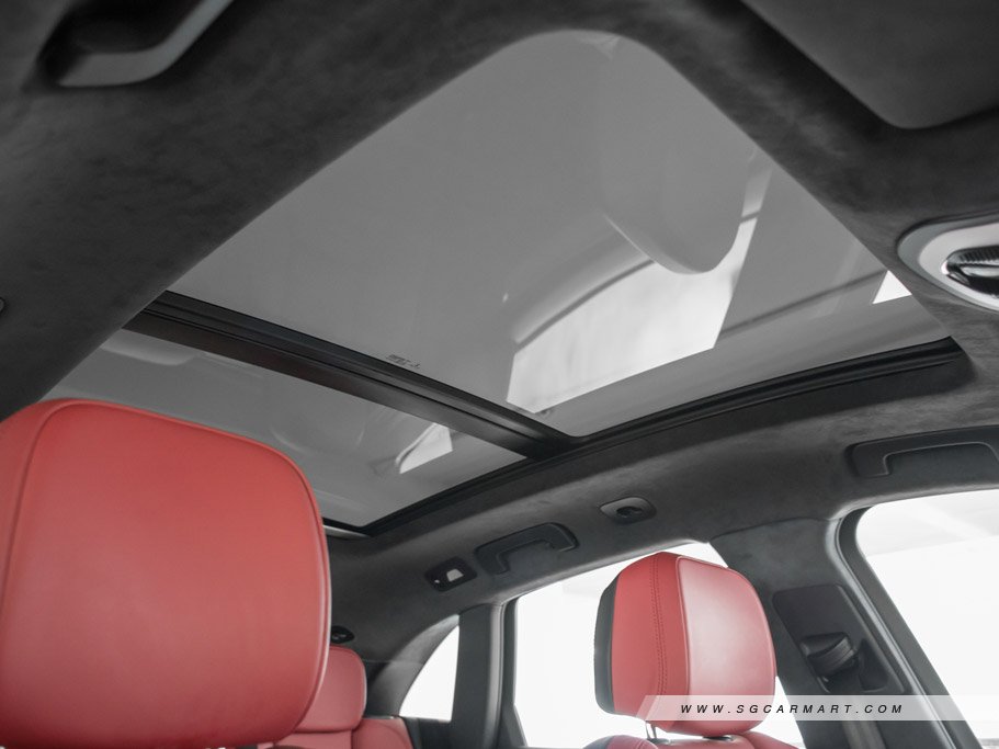 https://i.i-sgcm.com/new_cars/cars/11449/11449_g23