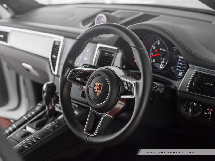 https://i.i-sgcm.com/new_cars/cars/11449/11449_g24