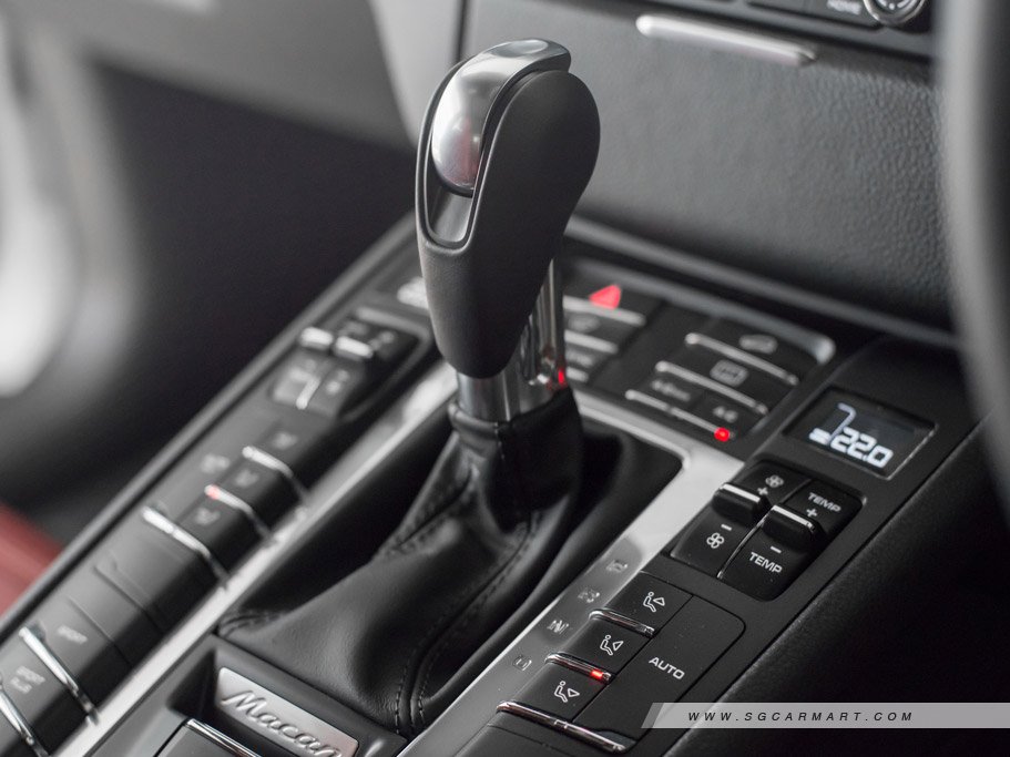 https://i.i-sgcm.com/new_cars/cars/11449/11449_g31