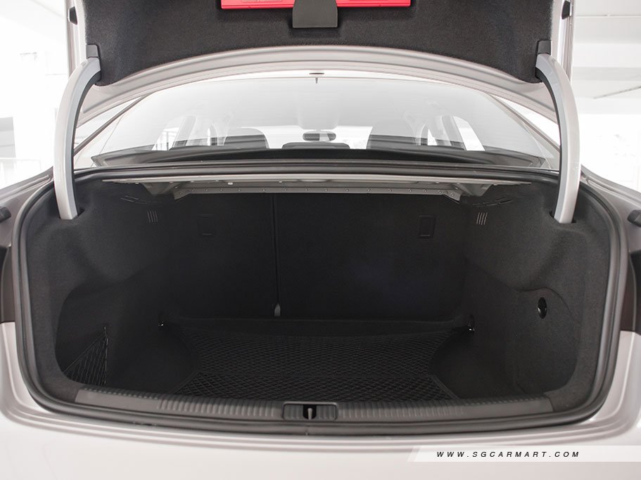 https://i.i-sgcm.com/new_cars/cars/11451/11451_g22