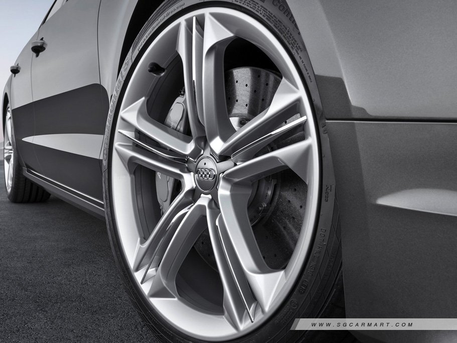 https://i.i-sgcm.com/new_cars/cars/11453/11453_g7