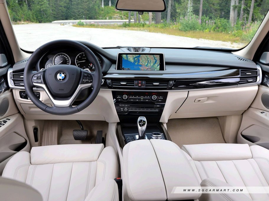 https://i.i-sgcm.com/new_cars/cars/11455/11455_g10