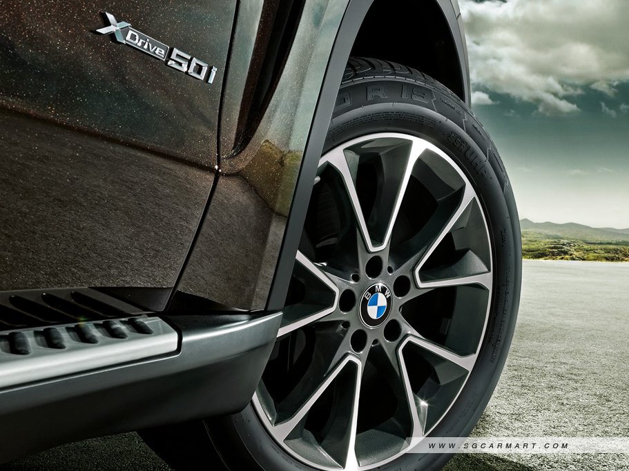 https://i.i-sgcm.com/new_cars/cars/11455/11455_g8