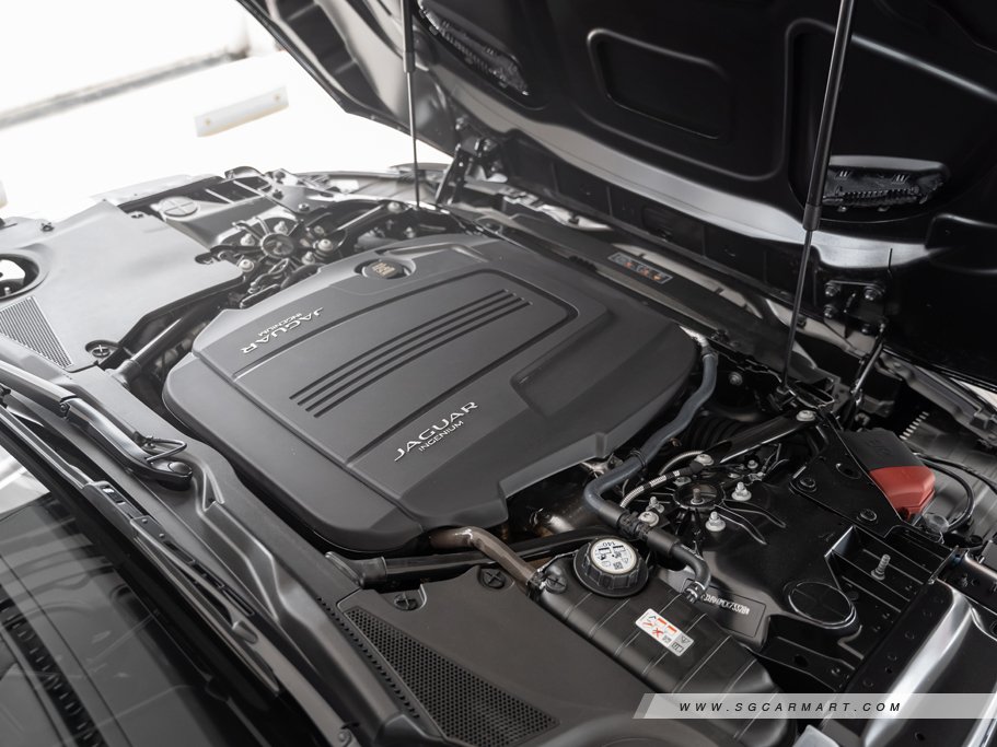 https://i.i-sgcm.com/new_cars/cars/11463/11463_g112