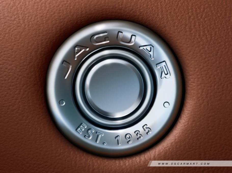 https://i.i-sgcm.com/new_cars/cars/11463/11463_g56
