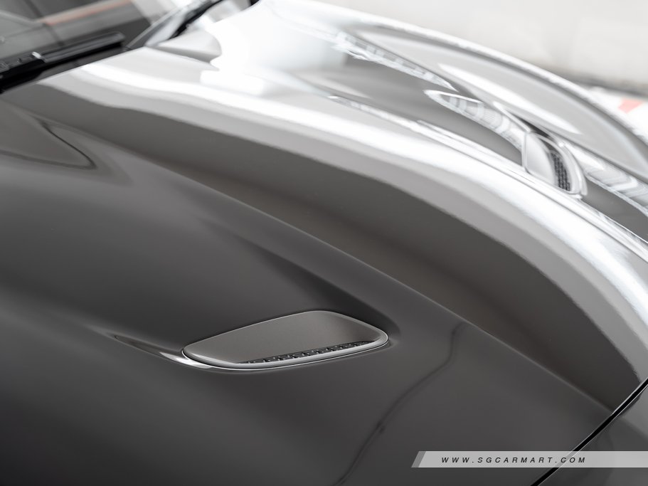 https://i.i-sgcm.com/new_cars/cars/11463/11463_g70