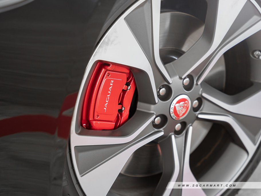 https://i.i-sgcm.com/new_cars/cars/11463/11463_g76