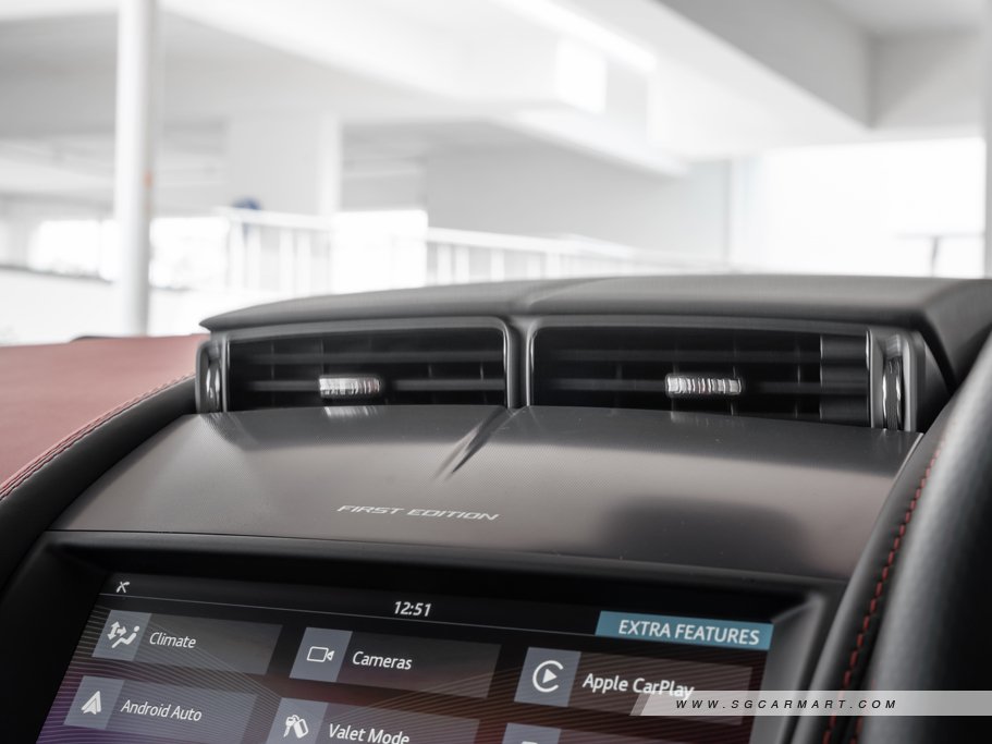 https://i.i-sgcm.com/new_cars/cars/11463/11463_g89