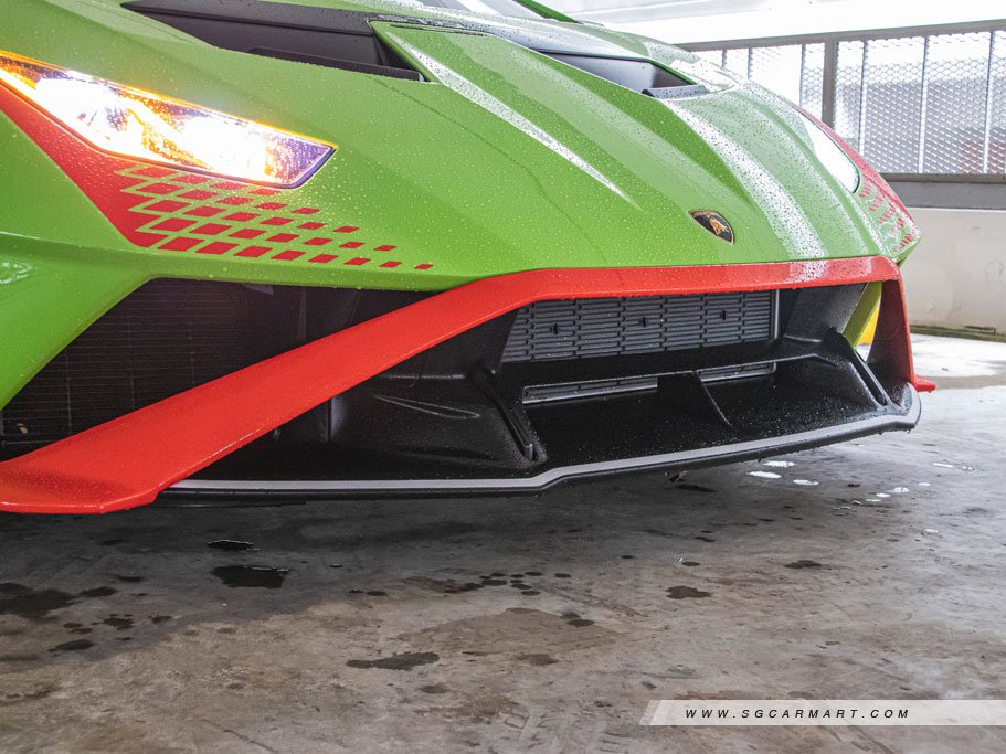 https://i.i-sgcm.com/new_cars/cars/11464/11464_g105