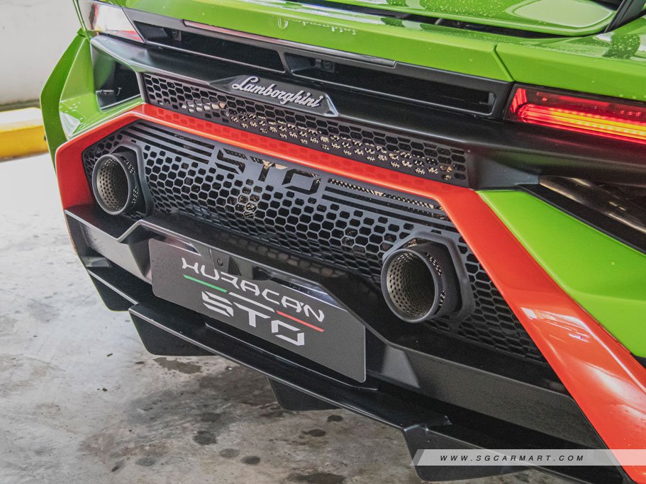 https://i.i-sgcm.com/new_cars/cars/11464/11464_g111