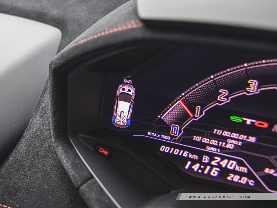 https://i.i-sgcm.com/new_cars/cars/11464/11464_g127