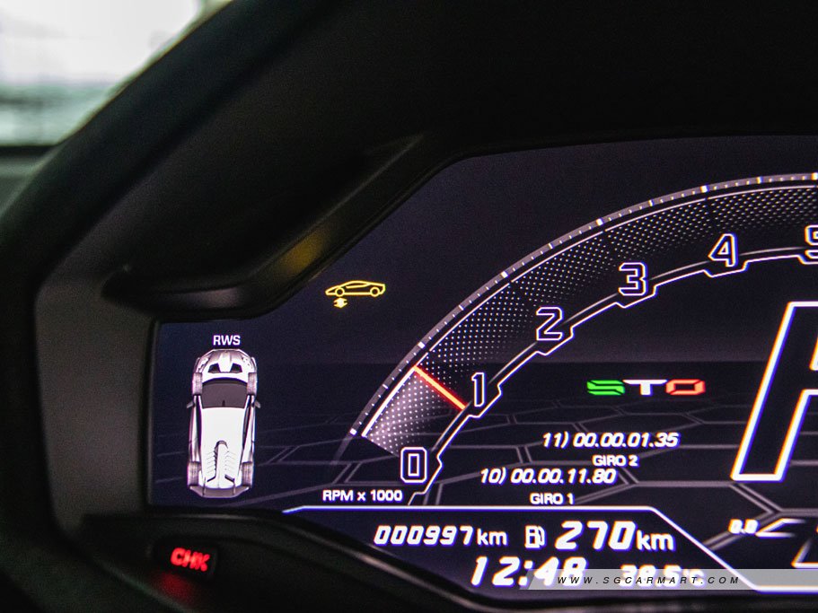 https://i.i-sgcm.com/new_cars/cars/11464/11464_g128