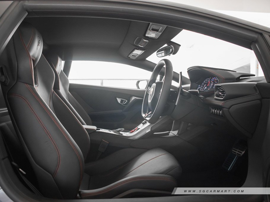 https://i.i-sgcm.com/new_cars/cars/11464/11464_g31