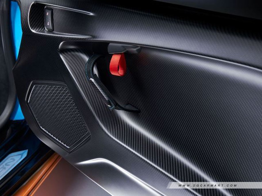 https://i.i-sgcm.com/new_cars/cars/11464/11464_g79