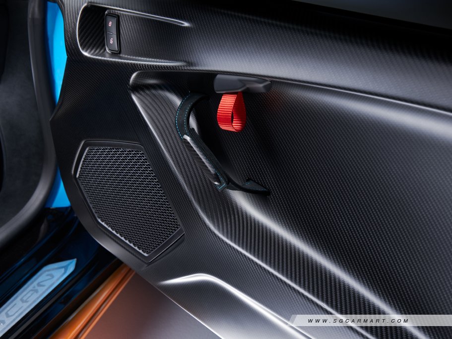 https://i.i-sgcm.com/new_cars/cars/11464/11464_g91