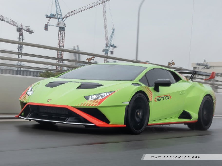 https://i.i-sgcm.com/new_cars/cars/11464/11464_g94