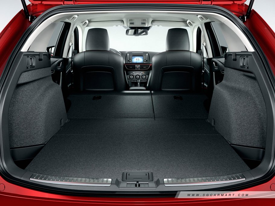 https://i.i-sgcm.com/new_cars/cars/11467/11467_g15