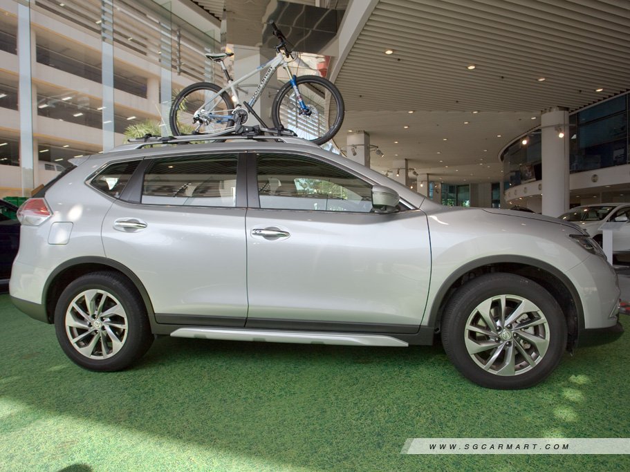 https://i.i-sgcm.com/new_cars/cars/11469/11469_g22